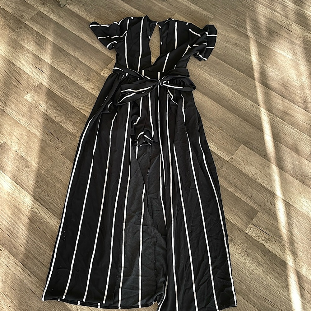 Stripe jumpsuit with front slit & built in shorts